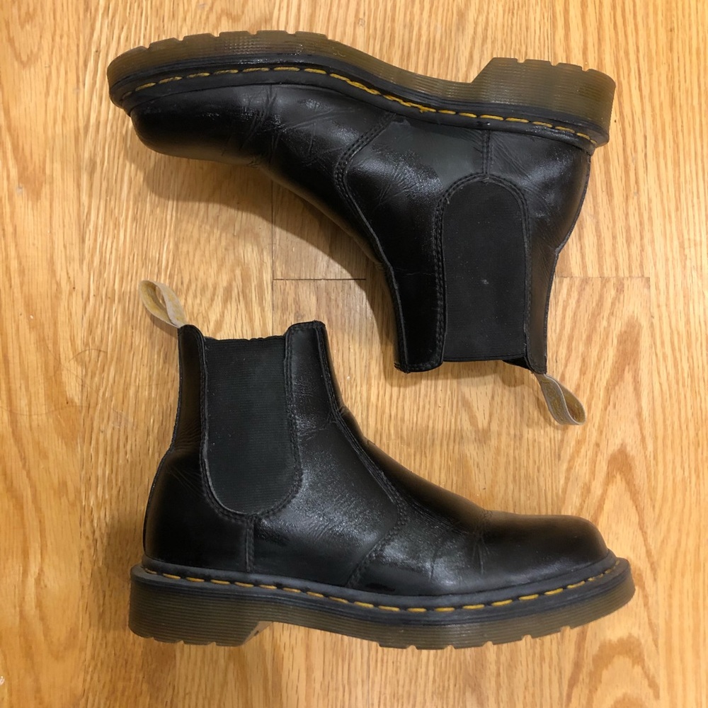 DR MARTEN chelsea boot